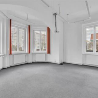 Pronájem kanceláře 104 m² Hradec Králové