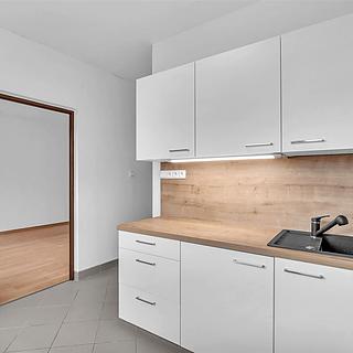 Pronájem bytu 1+1 40 m² Chrudim III, U Stadionu