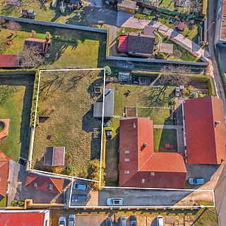 Prodej stavební parcely 648 m² Dvůr Králové nad Labem