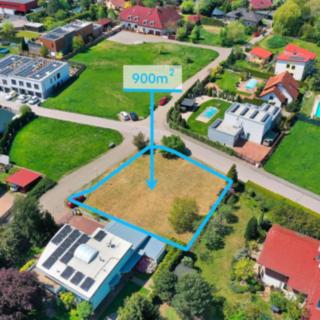 Prodej stavební parcely 900 m² Hradec Králové