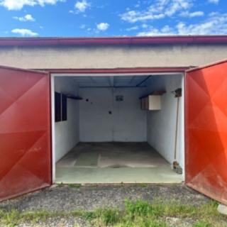Prodej garáže 17 m² Hradec Králové