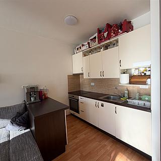 Pronájem bytu 2+kk 60 m&sup2; Hradec Králové