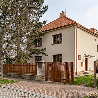 Prodej rodinného domu 235 m&sup2; Praha