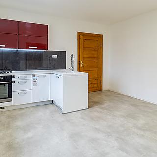 Prodej bytu 2+kk 54 m² Žandov, Pod Dubovkou