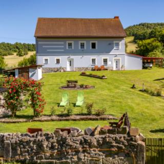 Prodej rodinného domu 296 m² Žandov