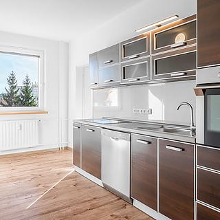 Pronájem bytu 5+1 a více 86 m² Stráž pod Ralskem