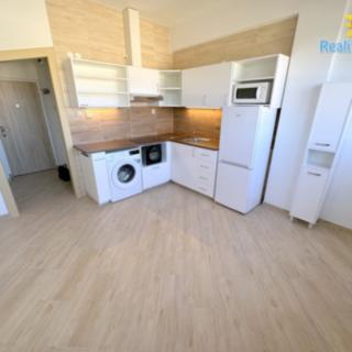 Prodej bytu 1+1 31 m² Praha Písnice, Na okruhu