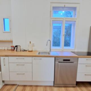Pronájem bytu 3+1 76 m² Praha Strašnice, Na výsluní