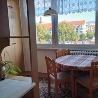 Pronájem bytu 2+1 63 m² Jičín Nové Město, Lidické náměstí