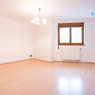 Pronájem bytu 2+1 47 m² Průhonice