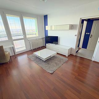 Pronájem bytu 1+1 37 m² Praha