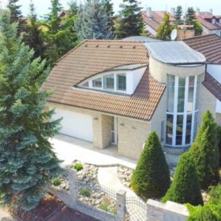 Prodej rodinného domu 427 m² Praha