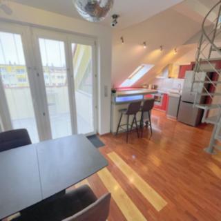 Pronájem bytu 5+1 a více 69 m² Praha Krč, Budějovická