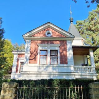 Prodej rodinného domu 407 m² Praha