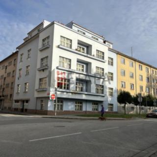 Pronájem bytu 1+1 77 m² České Budějovice