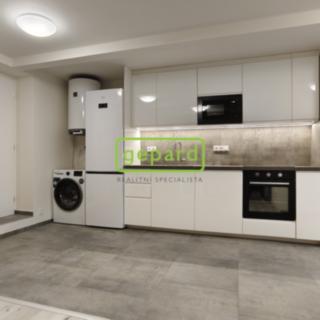 Pronájem bytu 1+kk a garsoniéry 32 m² Brno Černá Pole, Tišnovská