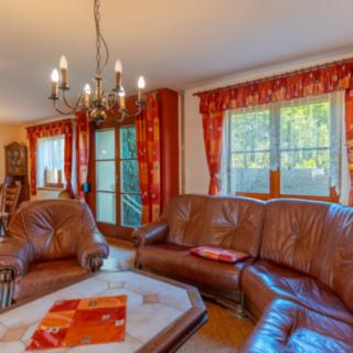 Prodej rodinného domu 290 m² Komořany