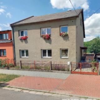 Pronájem bytu 3+1 90 m² Velká Bystřice