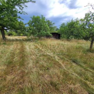 Prodej stavební parcely 2 142 m² Zdechovice