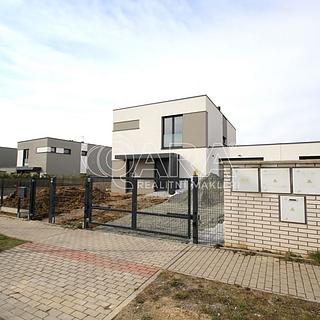 Pronájem rodinného domu 175 m² Vysoký Újezd, Jana Kreisla