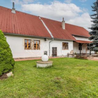 Prodej rodinného domu 550 m² Kunice