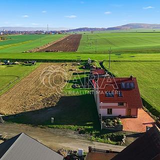 Prodej stavební parcely 868 m&sup2; Grygov