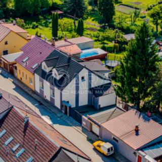 Prodej rodinného domu 194 m² Kladno