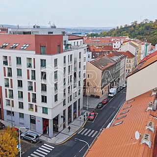 Prodej kanceláře 347 m&sup2; Praha