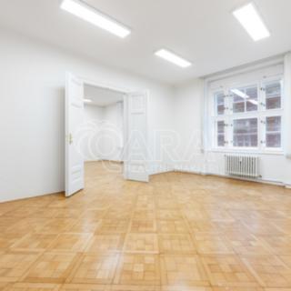 Pronájem kanceláře 63 m² Praha