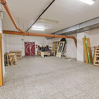 Pronájem skladu 350 m² Praha Chodov, Roztylská