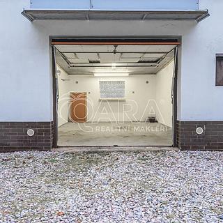 Pronájem garáže 28 m² Svoboda nad Úpou