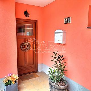 Pronájem bytu 2+kk 60 m&sup2; Horoměřice