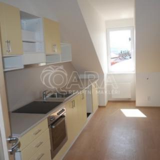 Pronájem bytu 2+kk 46 m² Praha Zbraslav, Elišky Přemyslovny