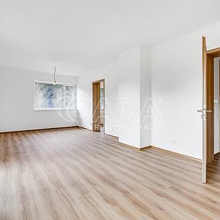 Prodej bytu 3+kk 95 m&sup2; Kunčice nad Labem