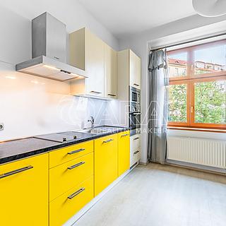 Pronájem bytu 2+kk 53 m² Praha