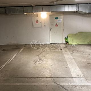 Pronájem parkovacího místa 13 m² Praha Záběhlice, U Zahradního města