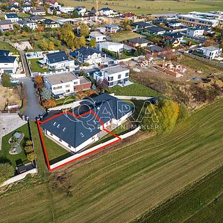 Prodej rodinného domu 347 m² Jesenice, Papoušková
