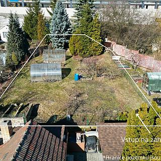 Prodej zahrady 470 m² Kladno