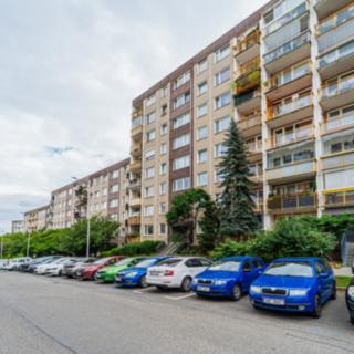 Prodej bytu 4+1 96 m² Praha