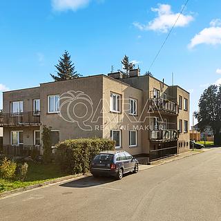 Prodej bytu 4+kk 75 m² Úhřetice
