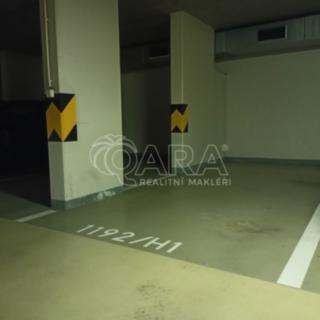 Prodej parkovacího místa 12 m² Praha Vysočany, Poděbradská