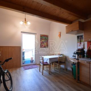 Pronájem bytu 3+1 80 m² Praha