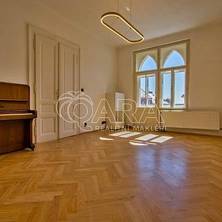 Pronájem bytu 2+kk 44 m² Praha Vršovice, Slovinská