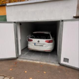 Prodej garáže 16 m² Praha Dejvice, Glinkova