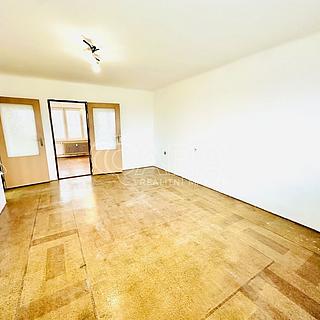 Prodej bytu 3+1 78 m&sup2; Písek