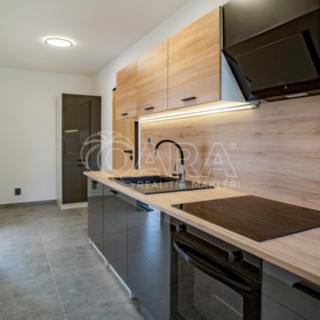 Pronájem bytu 3+1 58 m² Strakonice