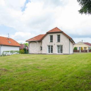 Prodej rodinného domu 139 m² Sulice
