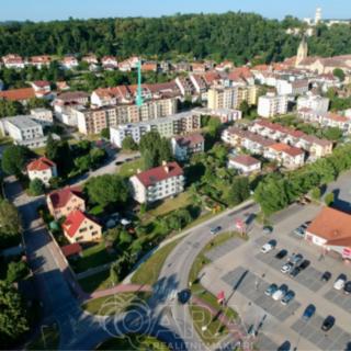 Pronájem bytu 3+1 67 m² Hluboká nad Vltavou, Nerudova