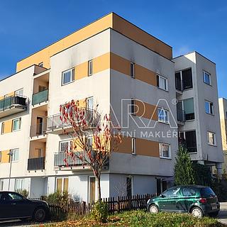 Prodej bytu 1+kk a garsoniéry 29 m² Milovice Mladá, Armádní