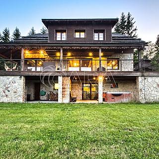 Prodej rodinného domu 429 m&sup2; Vrchlabí